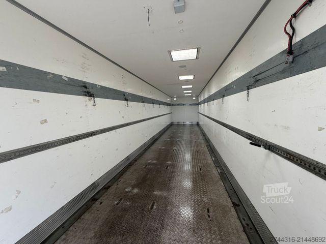 Semitrailer 2 Akslet City trailer
