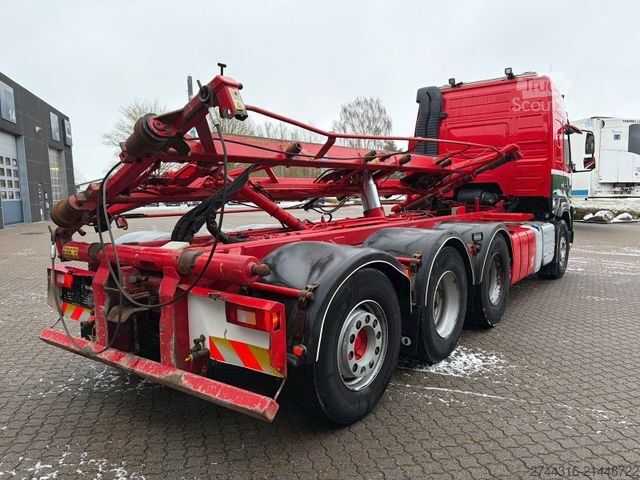 Roll-off tipper truck VOLVO FMX500 8X4