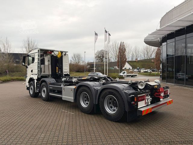 Крюковой мусоровоз MAN TGS 35.520 8X4 BL CH