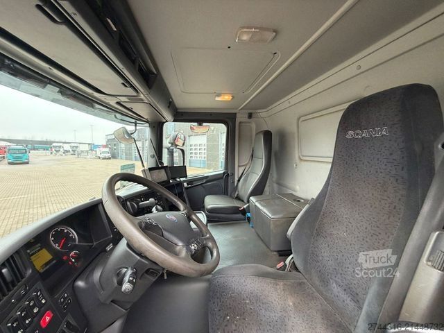 Camion-citerne à vide SCANIA G450 8X4