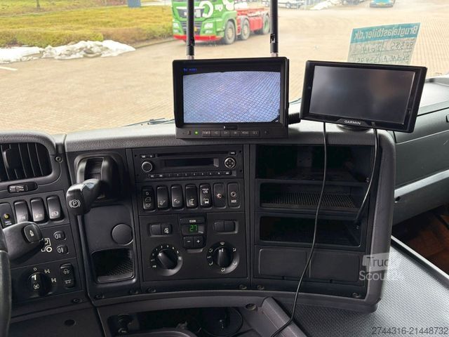 Camion-citerne à vide SCANIA G450 8X4