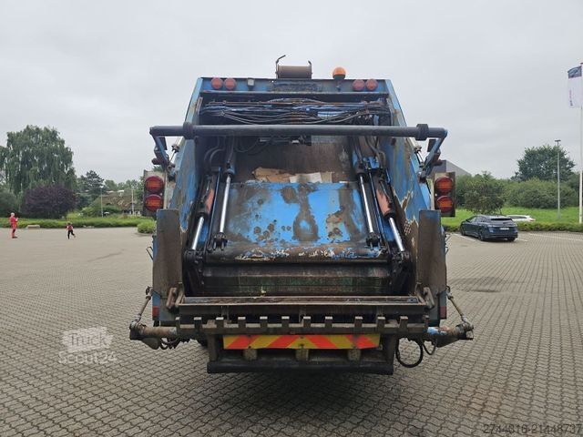 Мусоровоз MAN TGS 26.320 6x2-4