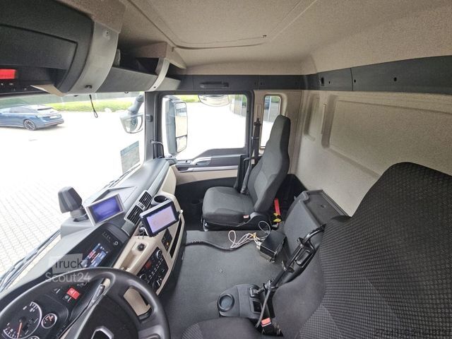 Мусоровоз MAN TGS 26.320 6x2-4