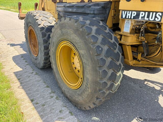 Motoniveladora Caterpillar 140H