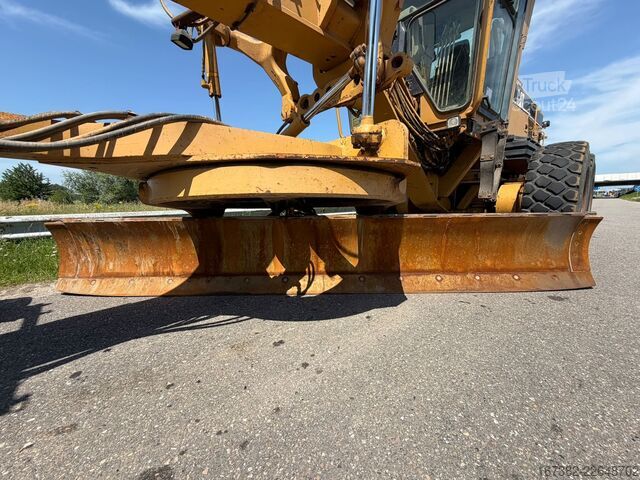 Kelio greideris Caterpillar 140H