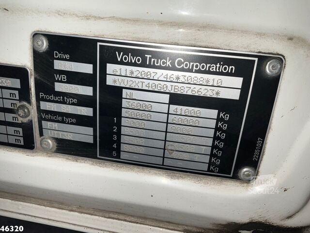 Kranbil Volvo FM 500 Euro 6 HMF 50 Tonmeter laadkraan + Fly-J...