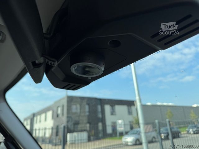 Transporter mit Koffer IVECO Daily 70C18HP KOFFER LBW RFK LUFTFD LED AHK KLIM