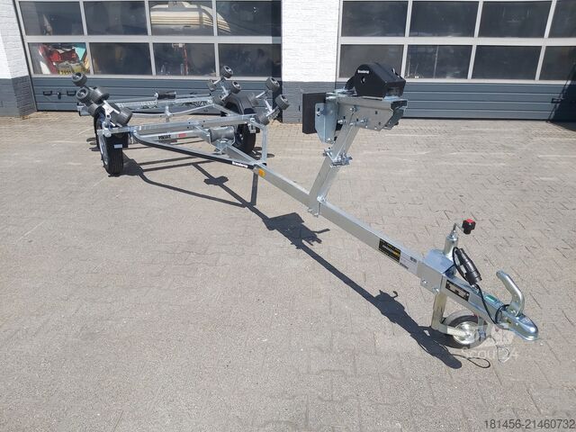 مقطورة قارب Brenderup Schlauchboottrailer Bootanhänger 150600