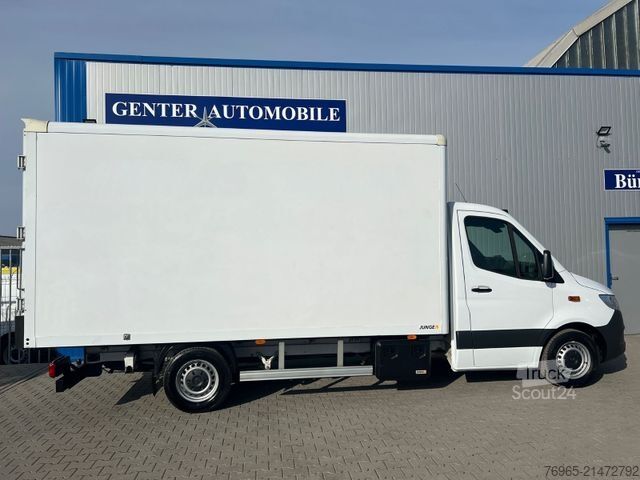 Vrachtwagen met bakwagen MERCEDES-BENZ Sprinter 314 MAXI KOFFER AUTOMATIK KLIMA AHK