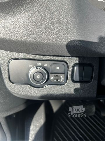 Vrachtwagen met bakwagen MERCEDES-BENZ Sprinter 314 MAXI KOFFER AUTOMATIK KLIMA AHK
