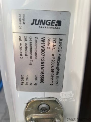 Vrachtwagen met bakwagen MERCEDES-BENZ Sprinter 314 MAXI KOFFER AUTOMATIK KLIMA AHK