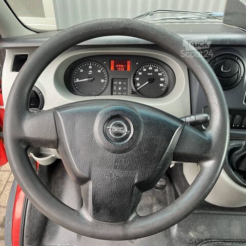 High-roof van Opel Movano 2.5 CDTi L1H2 Trekhaak 2000kg trekgewich...