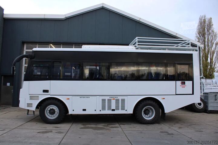 Coach Mercedes-Benz Atego 1725 4x4 Passenger Bus