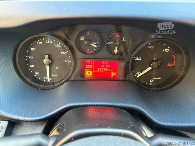 Vrachtwagen met bakwagen IVECO 50-NP CNG 100kw Koffer*Highmatic*LBW*Luftfeder.