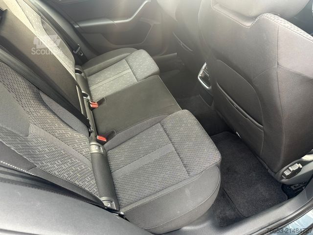 Kombijevsko vozilo SKODA Octavia Limousine DSG*LED*Digital*Head-Up*Navi*