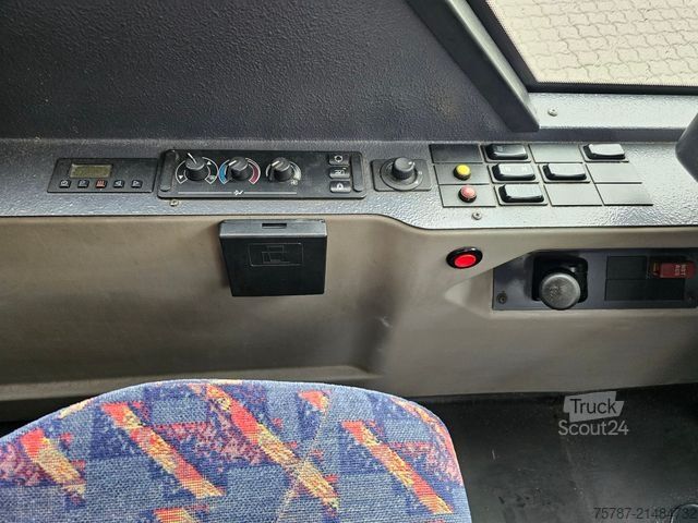 Ledbuss MERCEDES-BENZ O 530 G, Gelenkbus, 3 Achser, Retarder