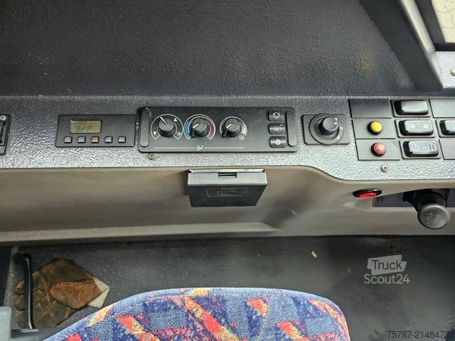 Ledbuss MERCEDES-BENZ O 530 G, Gelenkbus, 3 Achser, Retarder