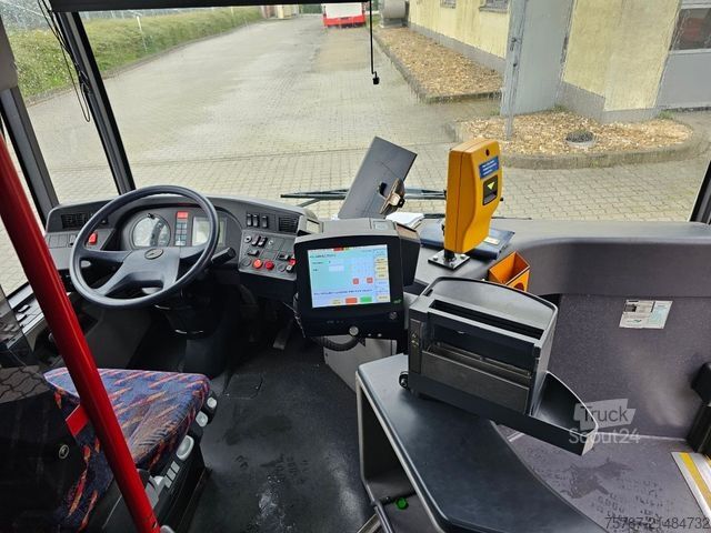 Ledbuss MERCEDES-BENZ O 530 G, Gelenkbus, 3 Achser, Retarder