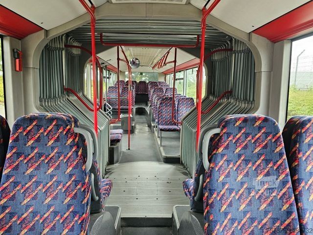 Ledbuss MERCEDES-BENZ O 530 G, Gelenkbus, 3 Achser, Retarder