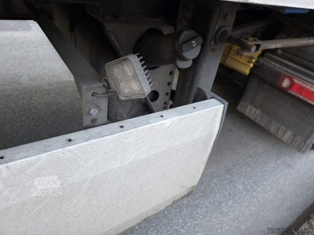 Chladírenský návěs KRONE Tiefkühler, Carrier Vector 1550, 2 x Liftachse