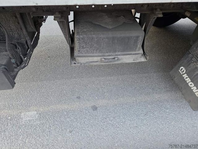 Chladírenský návěs KRONE Tiefkühler, Carrier Vector 1550, 2 x Liftachse