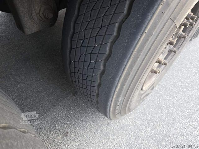 Chladírenský návěs KRONE Tiefkühler, Carrier Vector 1550, 2 x Liftachse