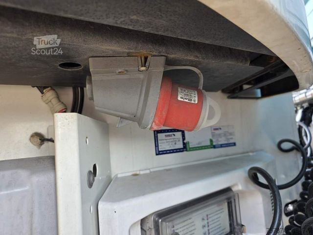 Chladírenský návěs SCHMITZ CARGOBULL Tiefkühler, Doppelstock, Diesel/ Strom