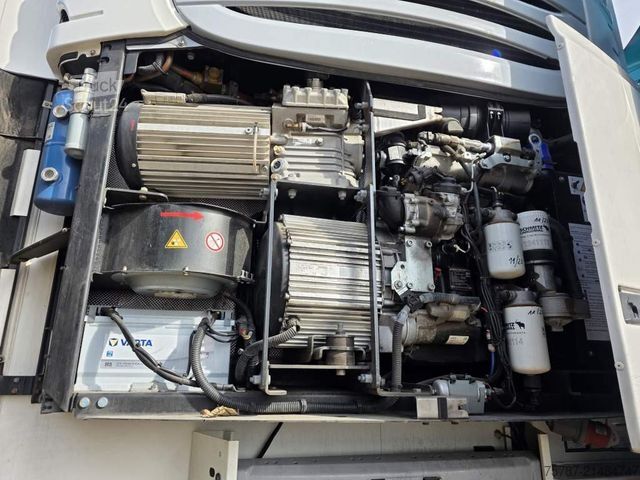 Chladírenský návěs SCHMITZ CARGOBULL Tiefkühler, Doppelstock, Diesel/ Strom
