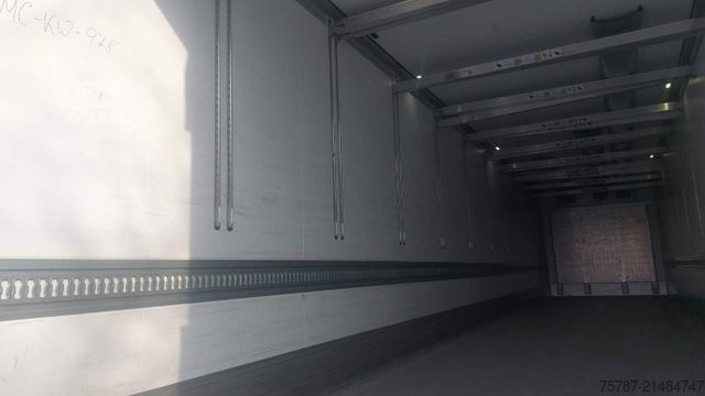 Chladírenský návěs SCHMITZ CARGOBULL Tiefkühler, Doppelstock, Diesel/ Strom