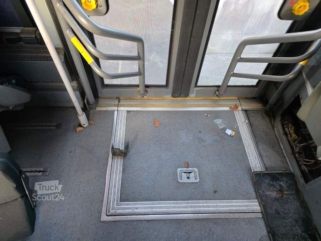 Intercity bus MERCEDES-BENZ Citaro O530 LE, Gurten,  Armlehnen, Gardinen