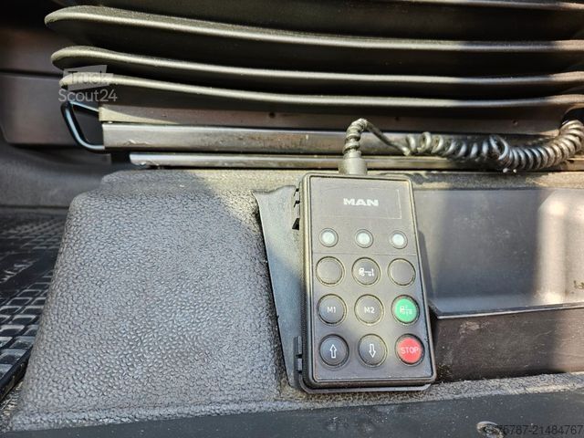 Standardowy ciągnik siodłowy MAN 18.500 TGX, Standklima, Euro 6m Standard