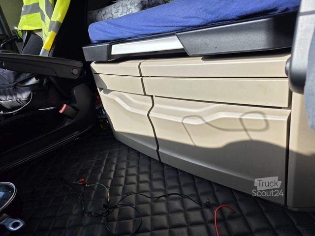 Standartinis vilkikas MAN 18.470 TGX XXL, Kompressor+2 Kreishydraulik,Reta