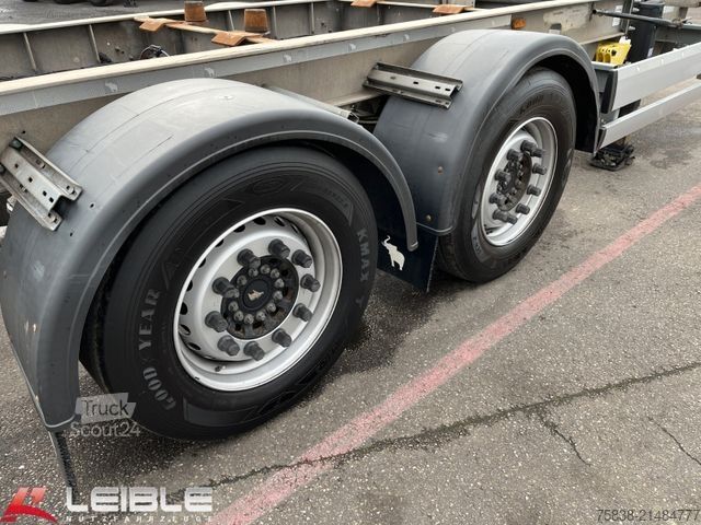 Priklopnik z menjalnim šasijem SCHMITZ CARGOBULL ZWF 18/L-20 MIDI*BDF Tandem*