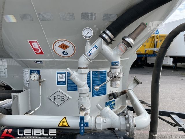Ρυμουλκούμενο σιλό FELDBINDER HEUT 31.2 *31.000 l mit 3x Euter*Alcoa Alufelgen