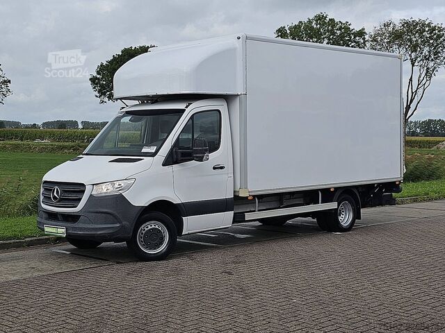 Walizka MERCEDES-BENZ SPRINTER 516 trekhaak 3500kg EUR6