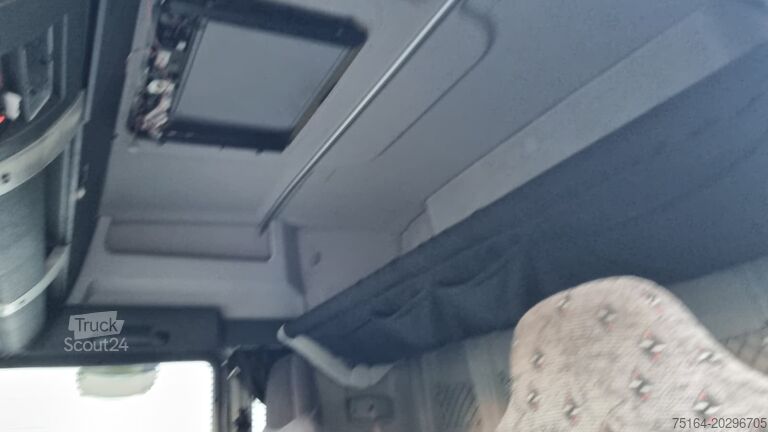 Standard SZM MAN TGX 18.440 4x2 LLS