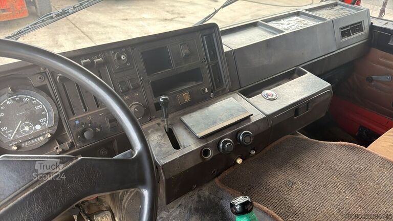 Kipper Scania 93-280 (POMPE MANUELLE / MANUAL PUMP / 6X4 / ST...