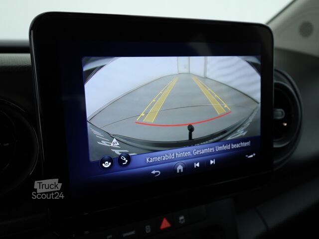 Minibusz Mercedes-Benz eCitan Tourer PRO Lang AHK AUT DynLicht Kam. LED