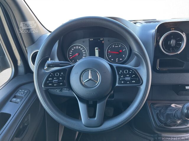Umpikorja-auto Mercedes-Benz Sprinter 319 CDI Kasten  Klima Standh. LED Schwingsitz