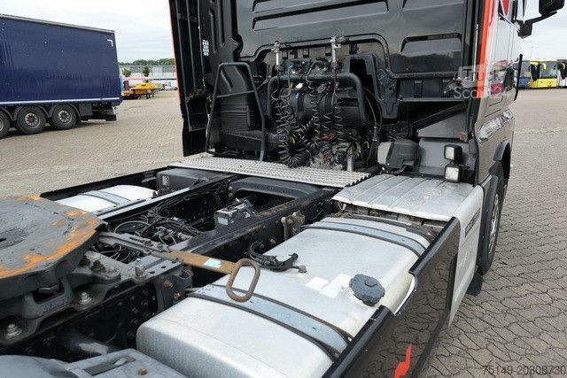 Standardni tegljač MAN 18.500 TGX 4x2, XXL, Red Lion 500, Intarder