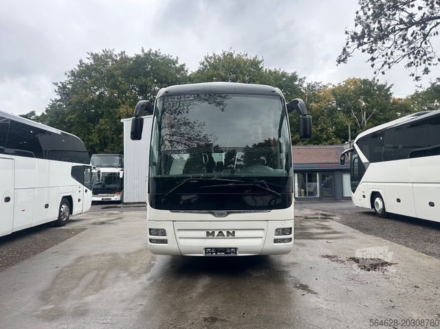 Távolsági autóbusz MAN R08 Lion?s Coach