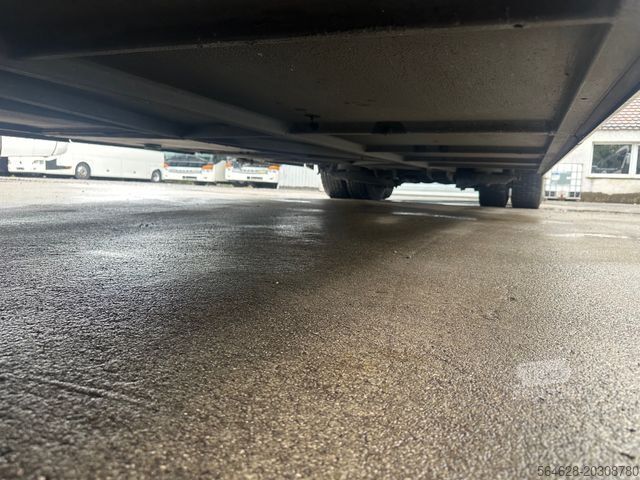 Távolsági autóbusz MAN R08 Lion?s Coach