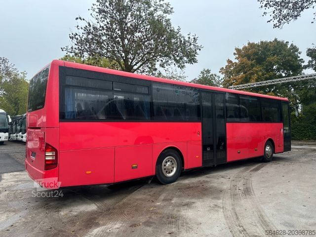 Távolsági autóbusz MERCEDES-BENZ O 560 Intouro