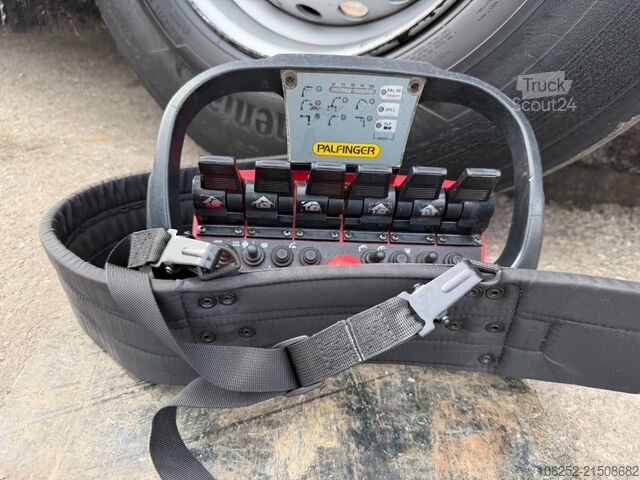 Dépanneuse Volvo FMX 410 6x4 + ROOFCRANE PALFINGER PK40001 EL + ...