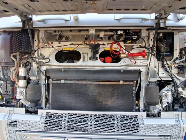 Standaard-SZM Volvo FH 500 - 6x4 - hydrauliek - full air - fridge