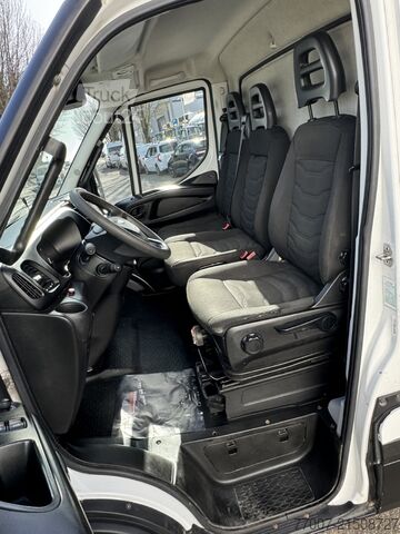 Transporter z pudłem LBW Iveco Daily 72c170 Hi-Matic Koffer LBW Luftgef