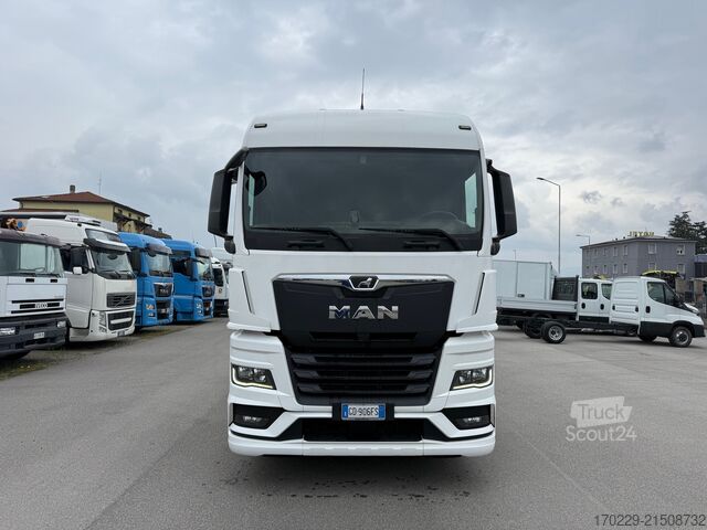 τυπική μονάδα τράκτορα MAN TGX 18.510