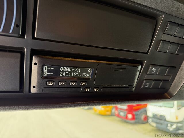 τυπική μονάδα τράκτορα MAN TGX 18.510