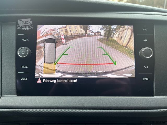 Panel van VOLKSWAGEN T6.1 BOTT REGALS. TEMP. SHZ NAVI KLIMA 1.HAND