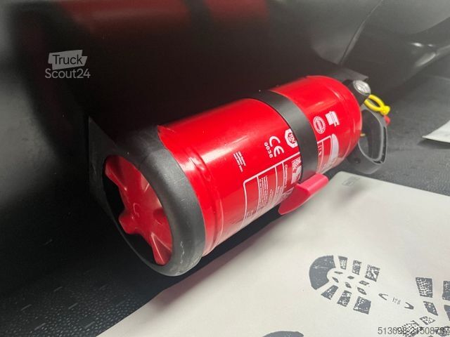 Panel van VOLKSWAGEN T6.1 BOTT REGALS. TEMP. SHZ NAVI KLIMA 1.HAND